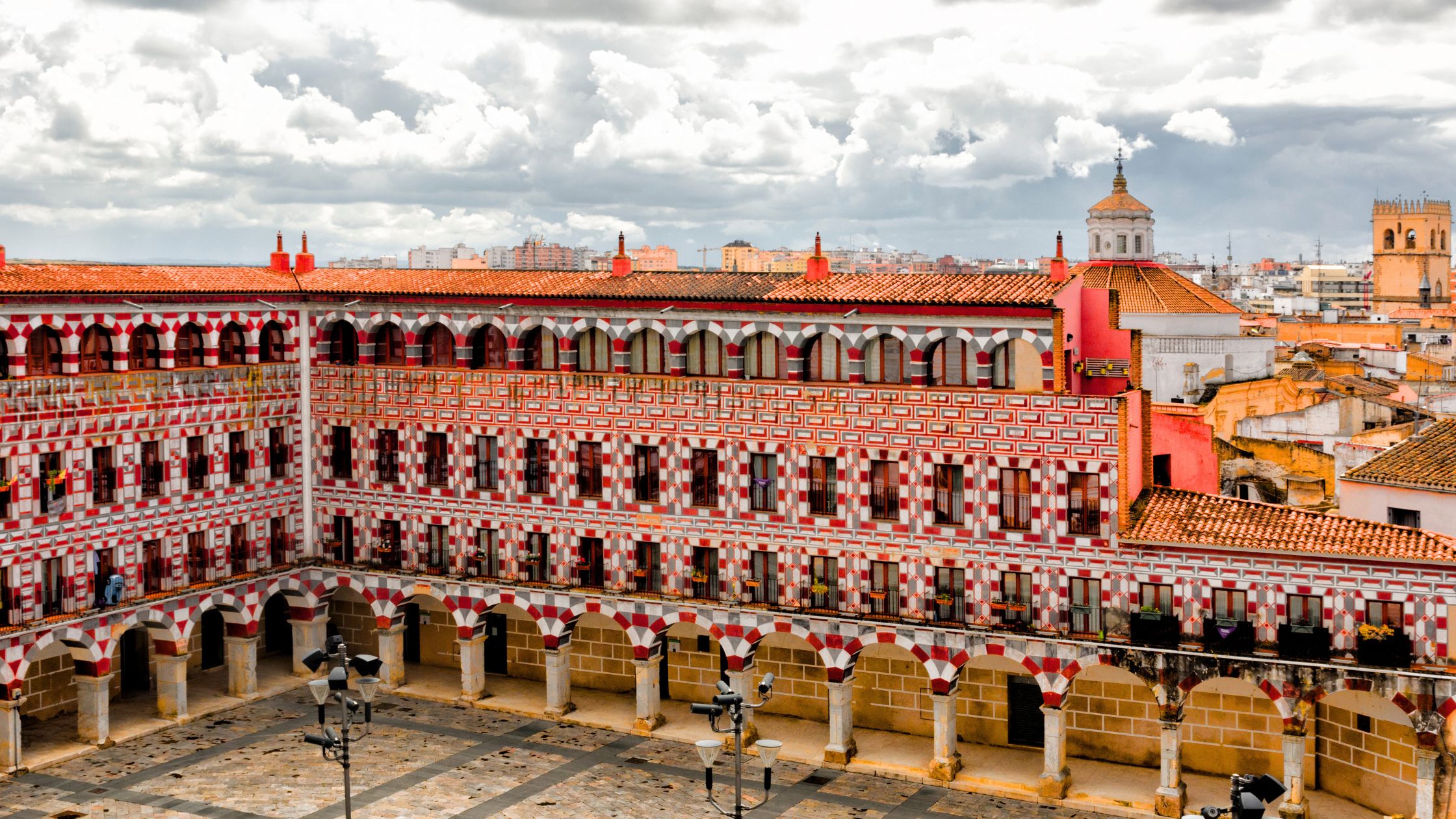 La cultura y la tradición brillan en los festivales de verano de Badajoz 1 La cultura y la tradición brillan en los festivales de verano de Badajoz