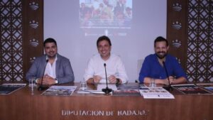 Bienvenida despierta el escenario: arranca la VIII Muestra de Teatro Amateur