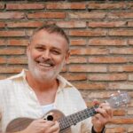 Pablo Carbonell llega a Badajoz con La Clássica: la fiesta ochentera que arrasa en toda España